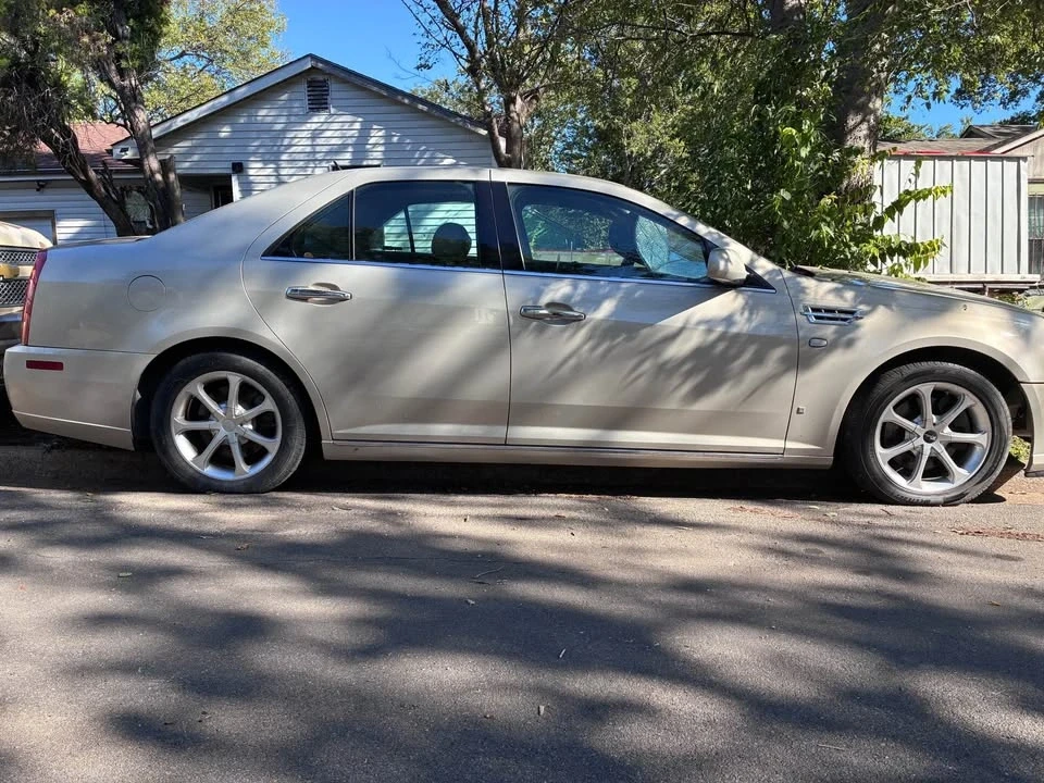 2008 Cadillac STS - Image 3 of 5