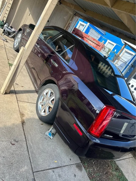 2008 Cadillac STS - Image 6 of 7
