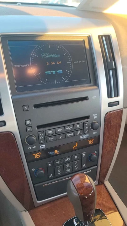 2008 Cadillac STS - Image 9 of 12