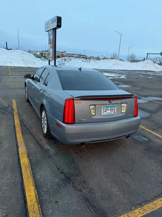 2008 Cadillac STS - Image 4 of 8
