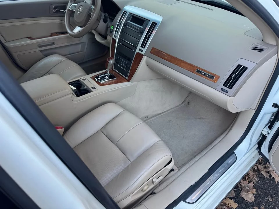 2008 Cadillac STS - Image 13 of 17