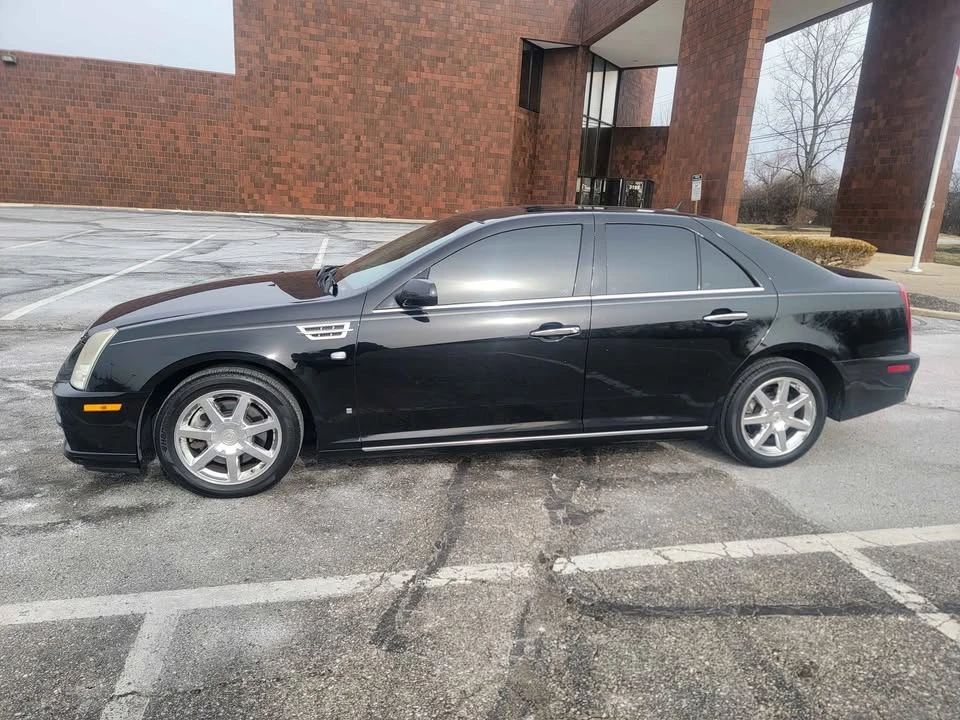 2008 Cadillac STS - Image 2 of 11