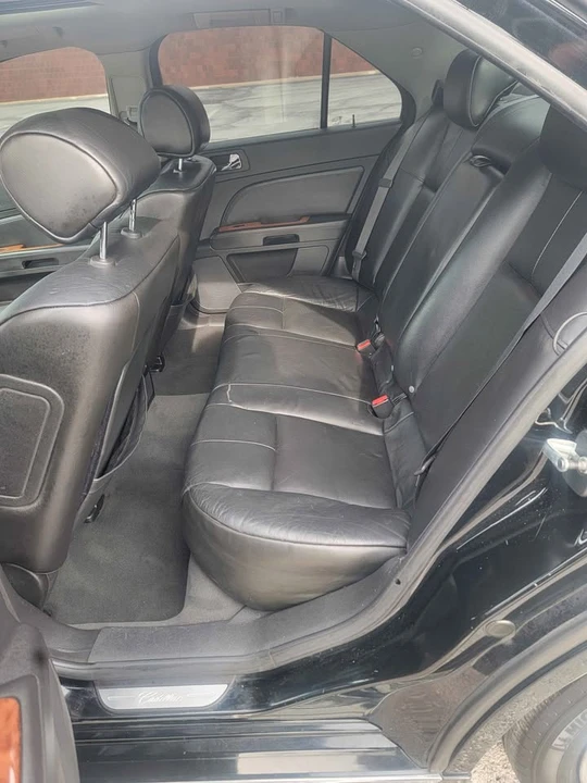 2008 Cadillac STS - Image 9 of 11