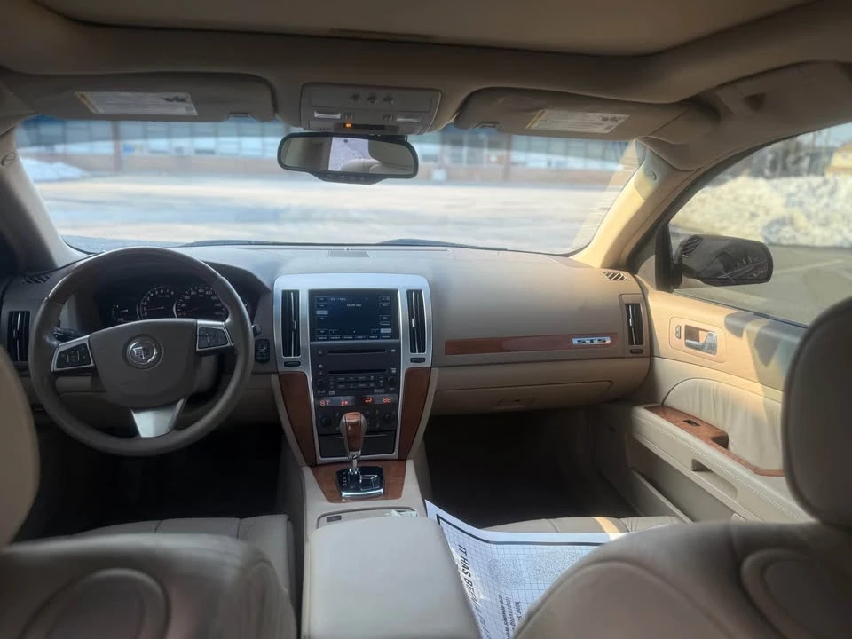 2008 Cadillac STS - Image 8 of 15