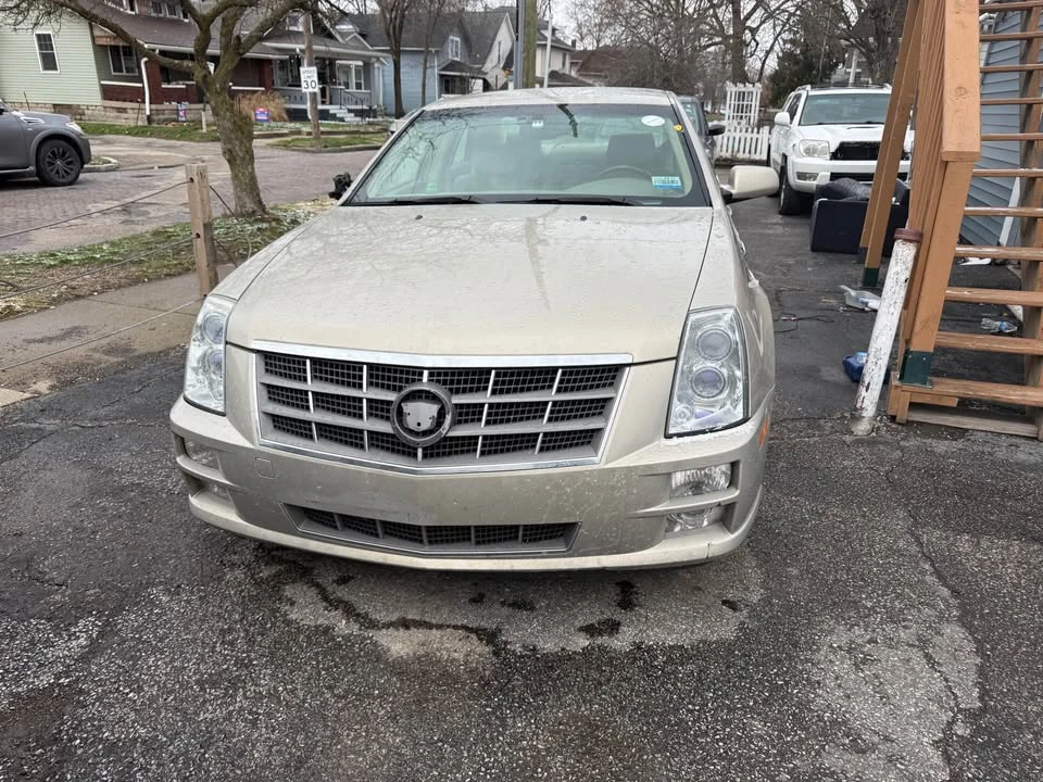 2008 Cadillac STS - Image 3 of 10