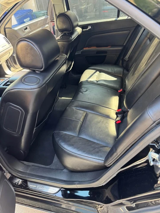 2008 Cadillac STS - Image 8 of 12