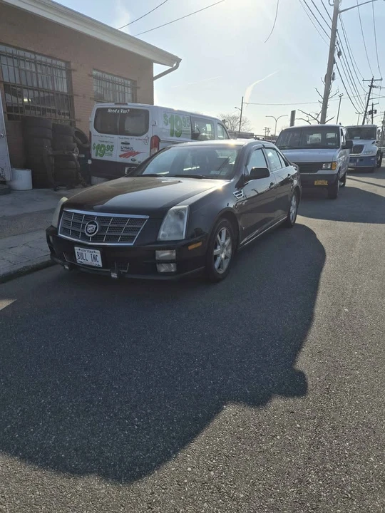 2008 Cadillac STS - Image 2 of 7