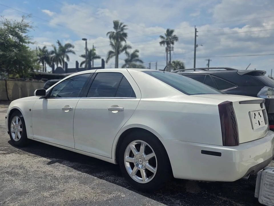 2008 Cadillac STS - Image 4 of 4