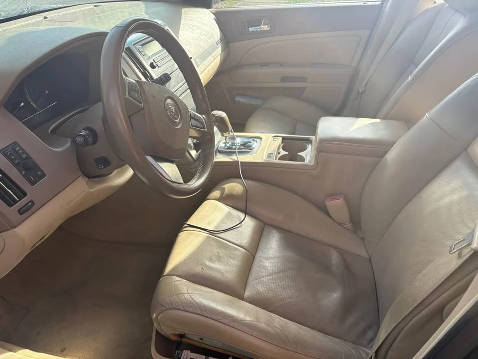 2008 Cadillac STS - Image 12 of 19