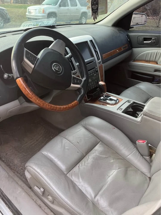 2008 Cadillac STS - Image 2 of 7