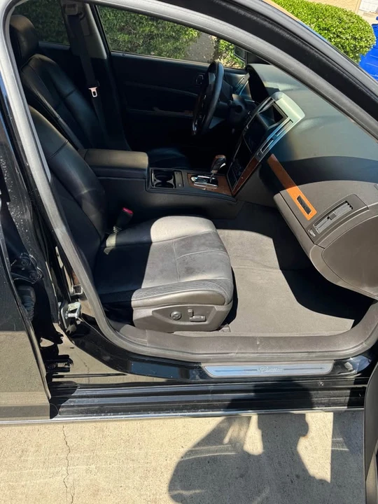 2008 Cadillac STS - Image 6 of 12