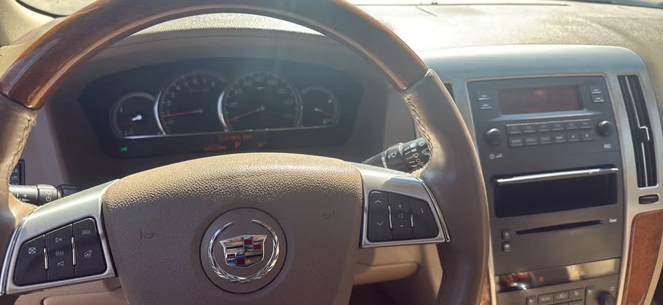 2008 Cadillac STS - Image 7 of 8