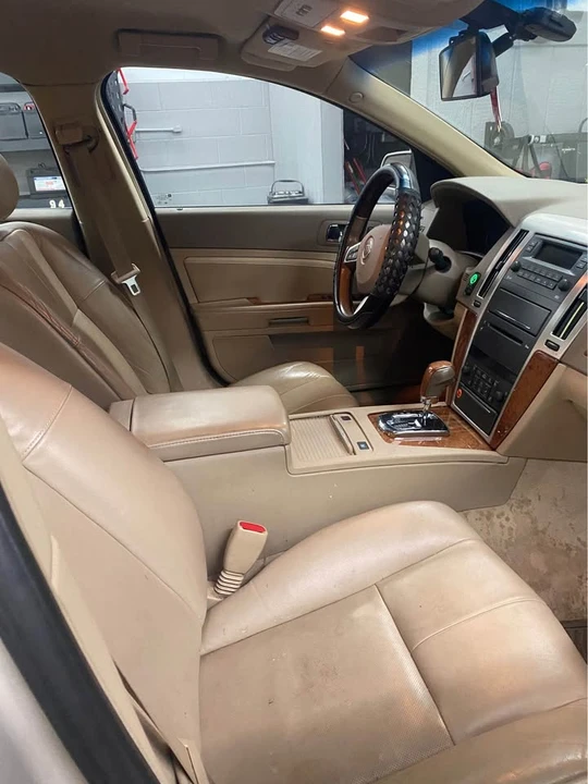 2008 Cadillac STS - Image 8 of 12
