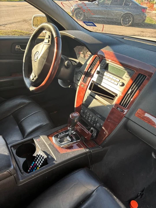 2008 Cadillac STS - Image 9 of 10