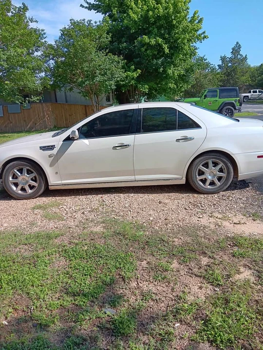 2008 Cadillac STS - Image 2 of 11