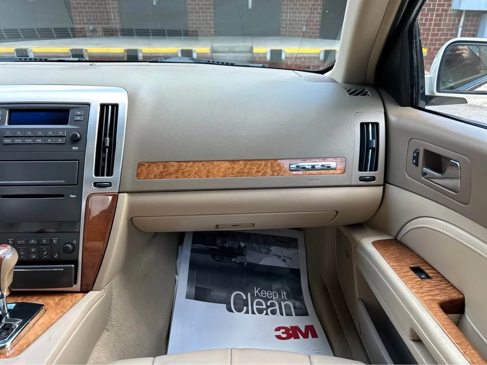 2008 Cadillac STS - Image 13 of 20