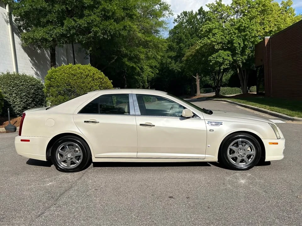 2008 Cadillac STS - Image 4 of 20