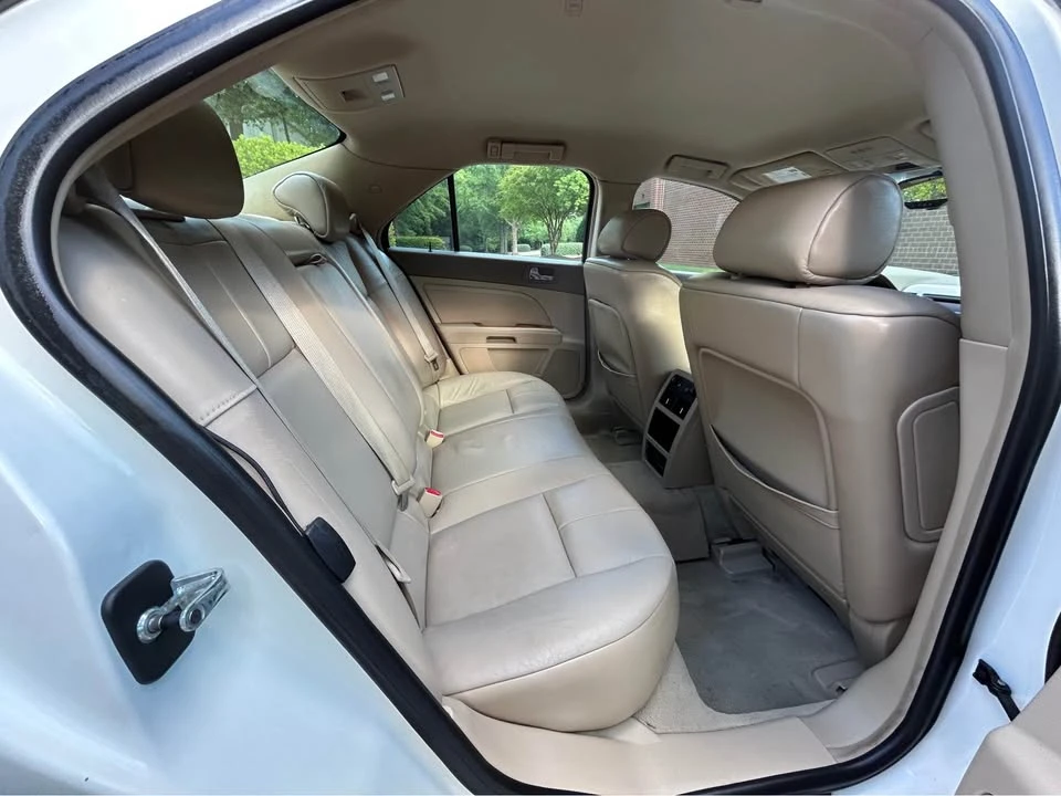 2008 Cadillac STS - Image 18 of 20
