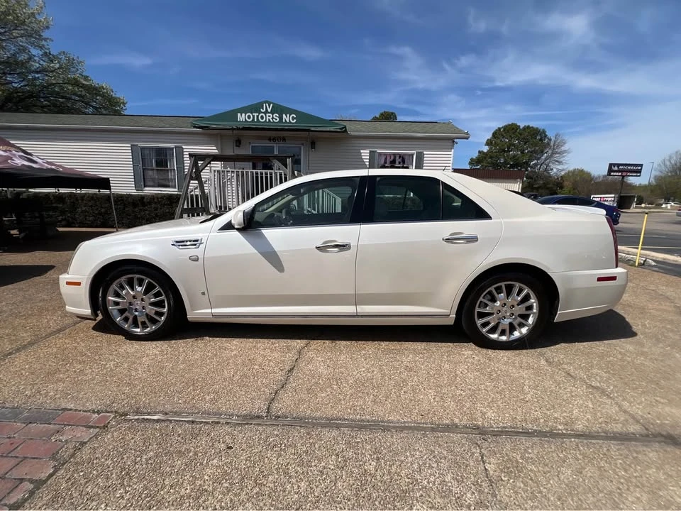 2008 Cadillac STS - Image 8 of 19