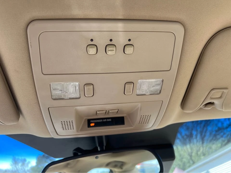 2008 Cadillac STS - Image 15 of 19