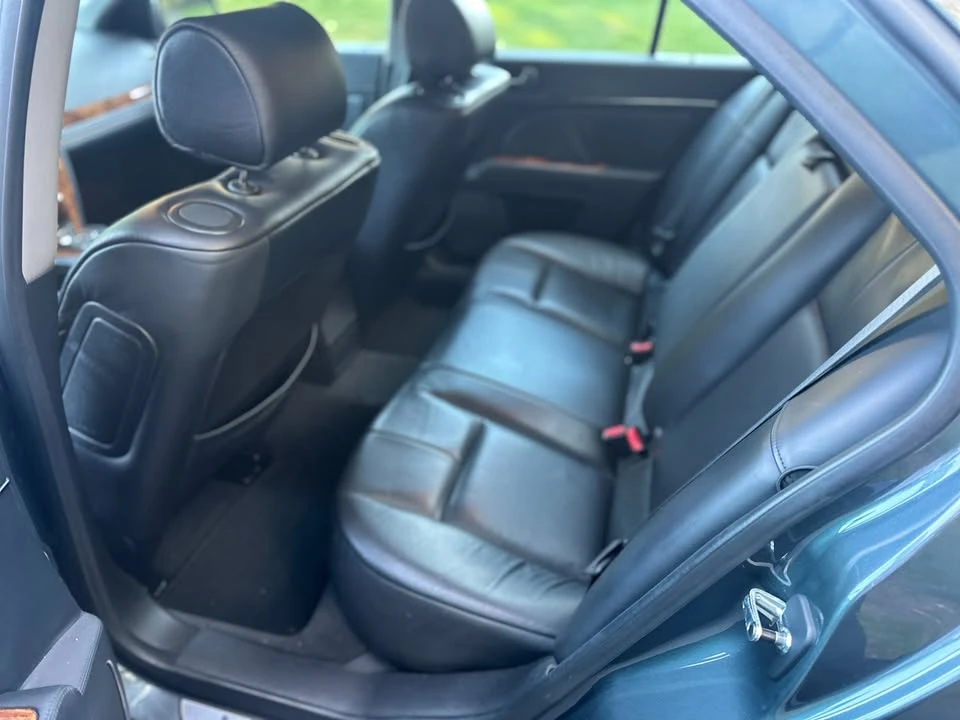 2008 Cadillac STS-V - Image 10 of 12