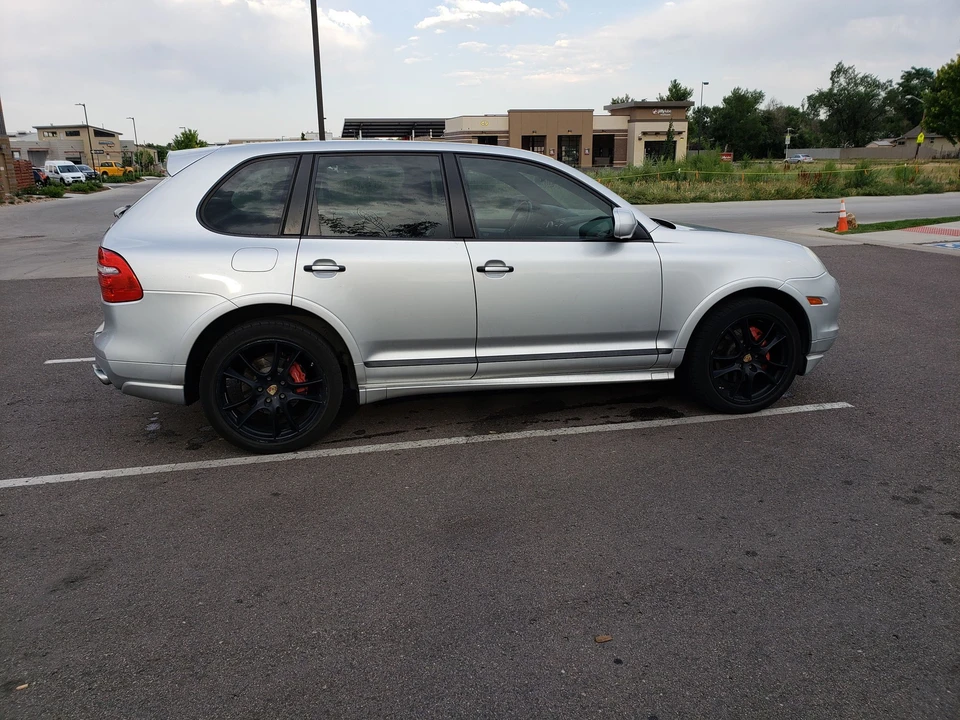 2008 Porsche 955/957 Cayenne GTS - Image 2 of 27