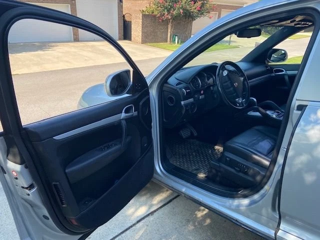 2008 Porsche 955/957 Cayenne S - Image 6 of 31