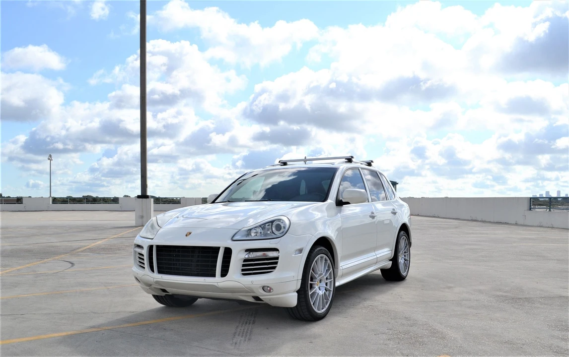 2008 Porsche 955/957 Cayenne Turbo - Image 2 of 31