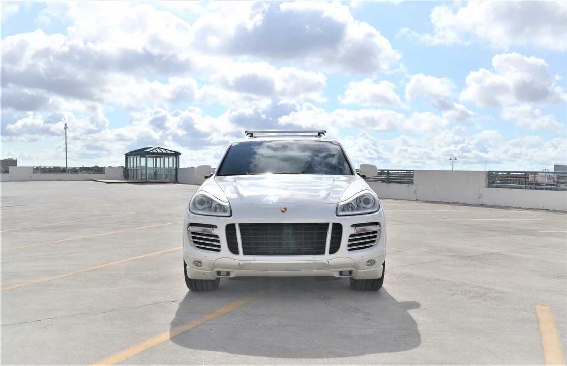 2008 Porsche 955/957 Cayenne Turbo - Image 3 of 31