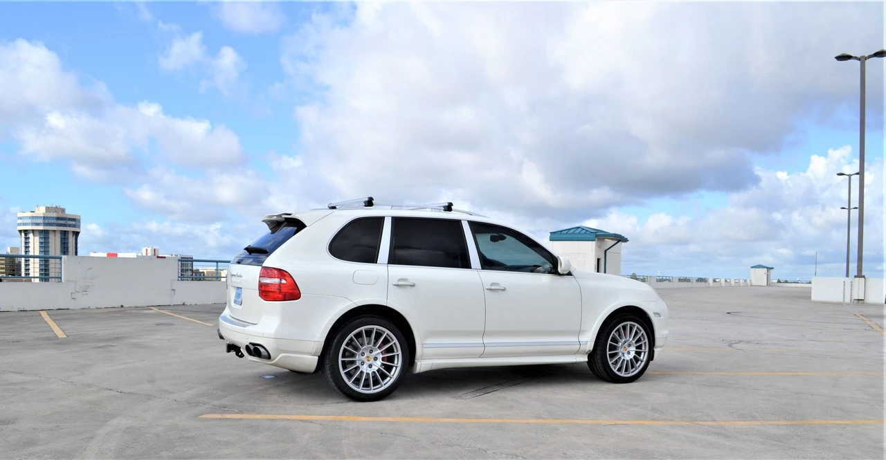 2008 Porsche 955/957 Cayenne Turbo - Image 9 of 31