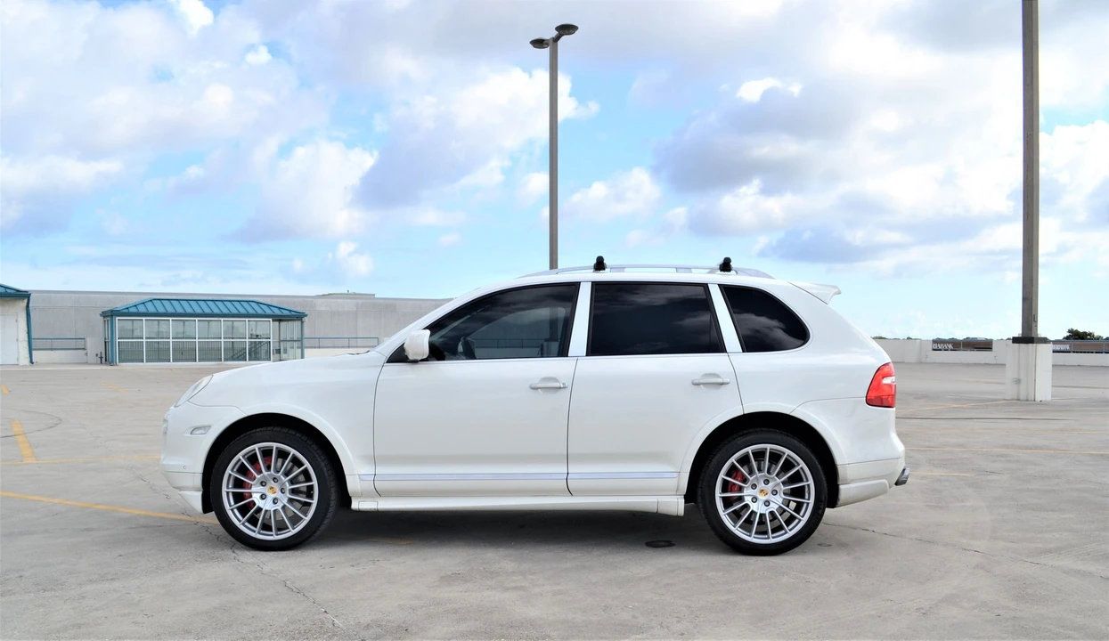2008 Porsche 955/957 Cayenne Turbo - Image 14 of 31