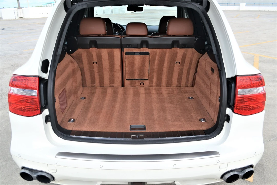 2008 Porsche 955/957 Cayenne Turbo - Image 17 of 31
