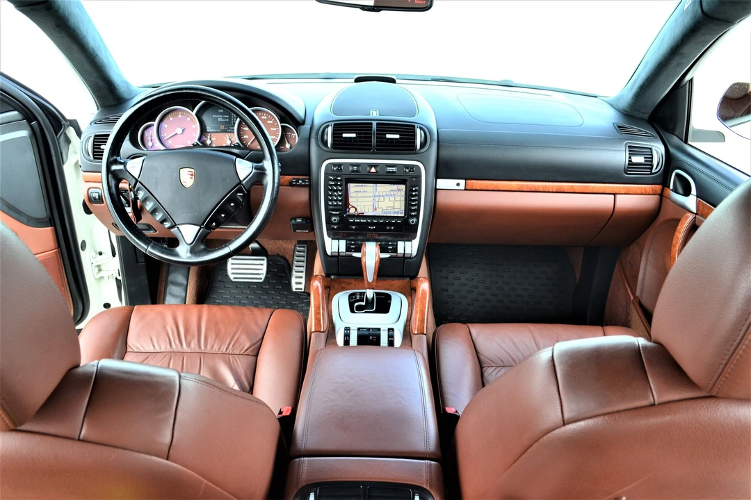 2008 Porsche 955/957 Cayenne Turbo - Image 26 of 31