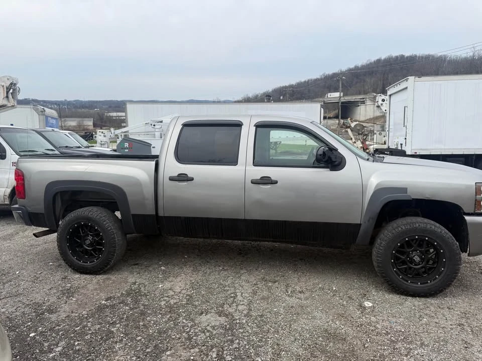 2008 Chevrolet Silverado 2nd Gen - Image 3 of 18