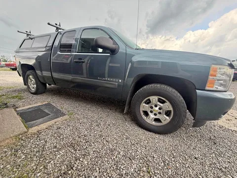 2008 Chevrolet Silverado 1500 LT1 Extended Cab Short Bed