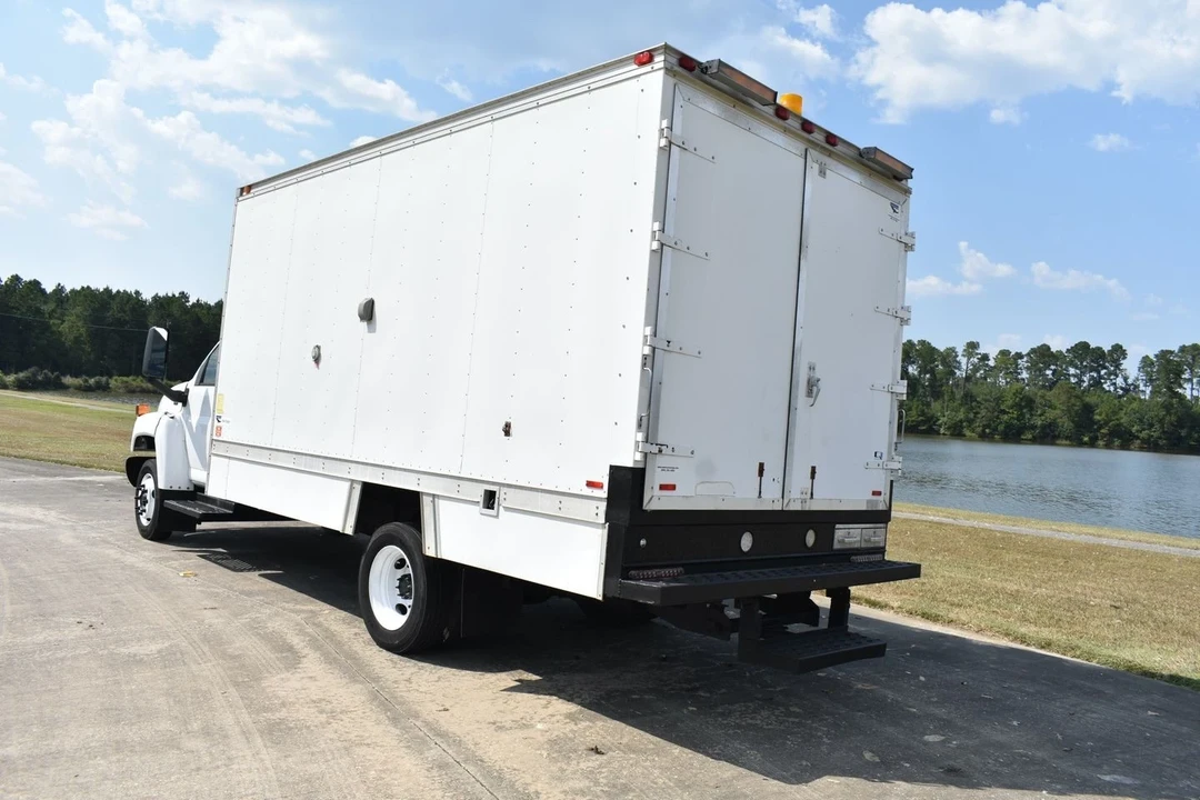 2008 Chevrolet Kodiak - Image 5 of 12