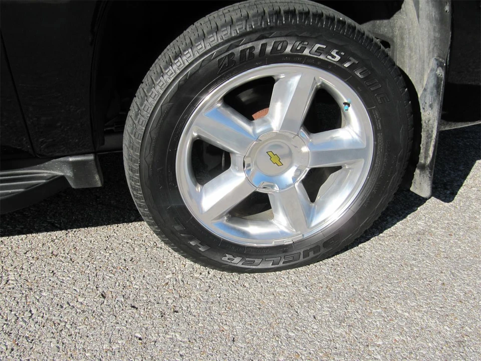 2008 Chevrolet Avalanche - Image 9 of 28
