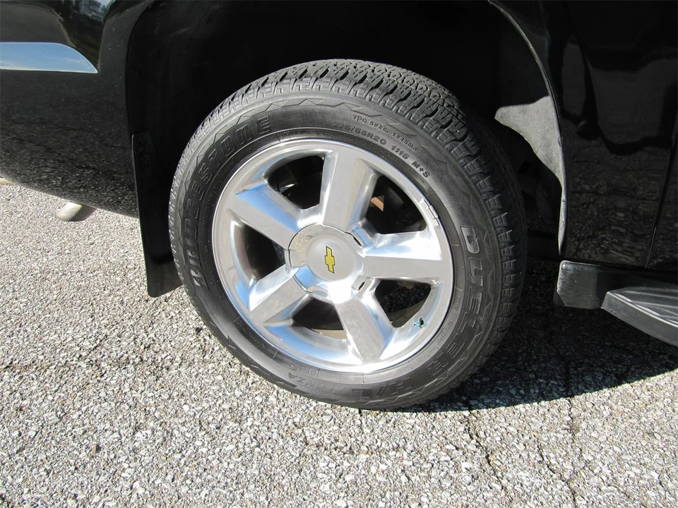 2008 Chevrolet Avalanche - Image 16 of 28