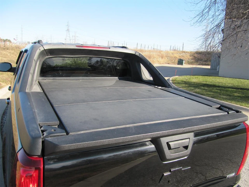 2008 Chevrolet Avalanche - Image 17 of 28