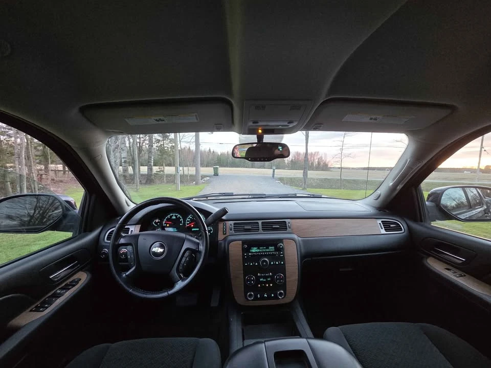 2008 Chevrolet Avalanche - Image 7 of 9
