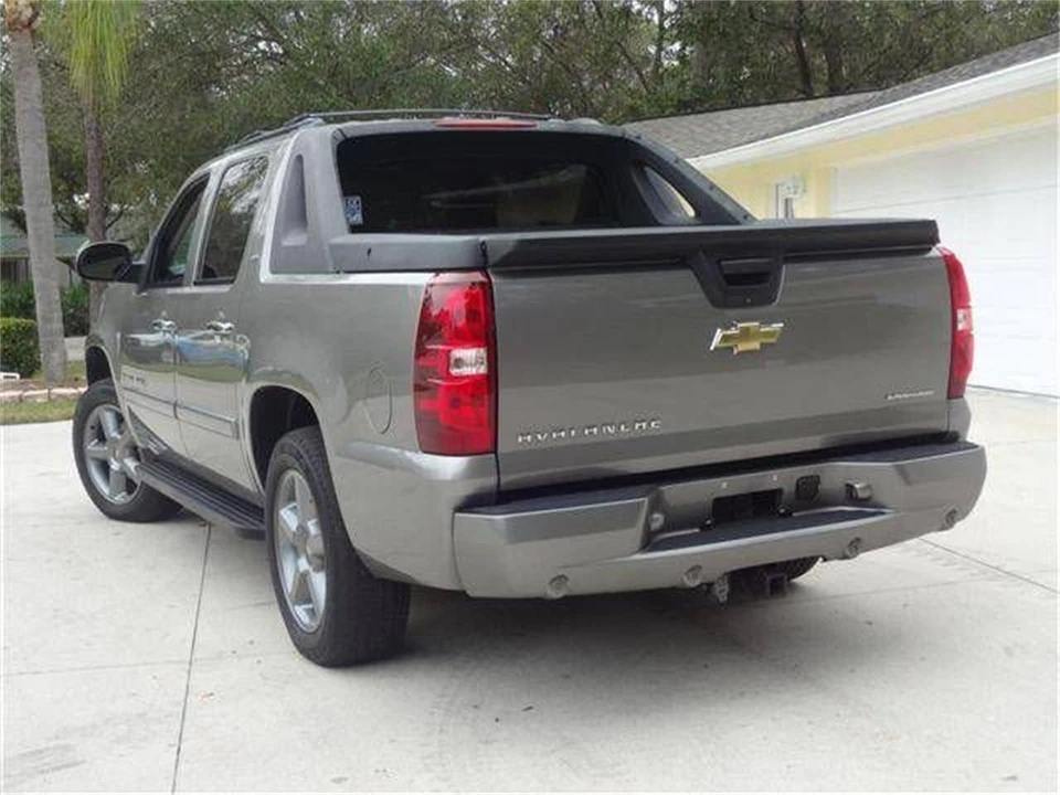 2008 Chevrolet Avalanche - Image 11 of 31