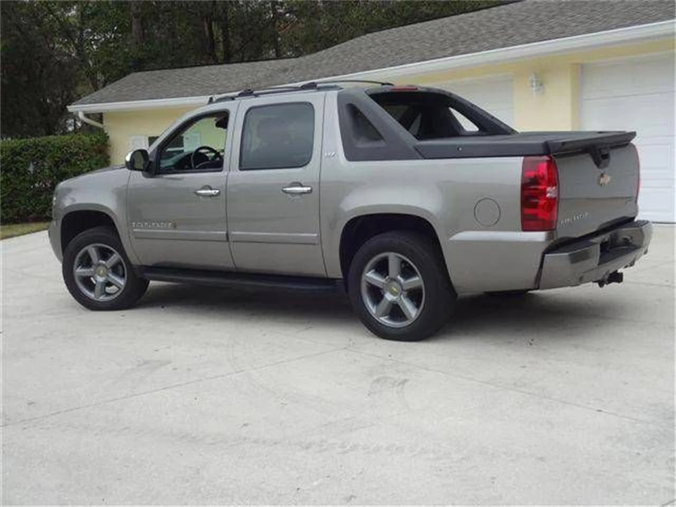 2008 Chevrolet Avalanche - Image 4 of 31