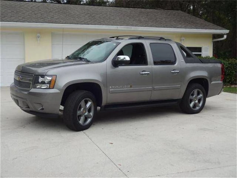 2008 Chevrolet Avalanche - Image 6 of 31