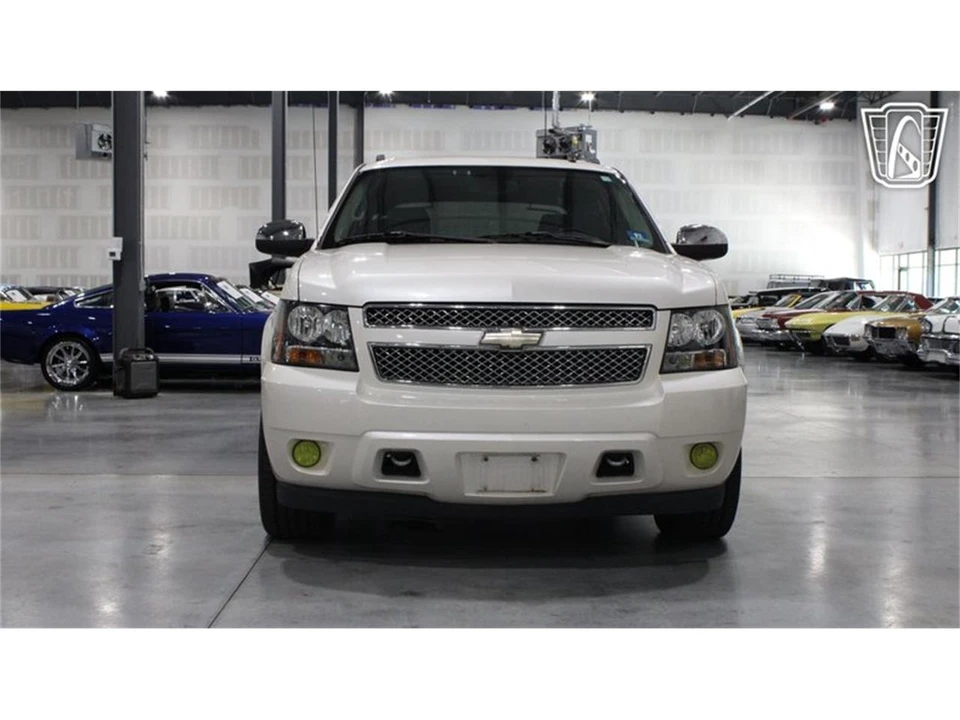2008 Chevrolet Avalanche - Image 23 of 31