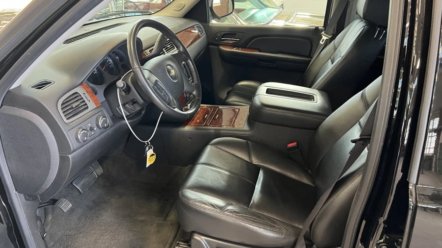 2008 Chevrolet Avalanche - Image 3 of 5