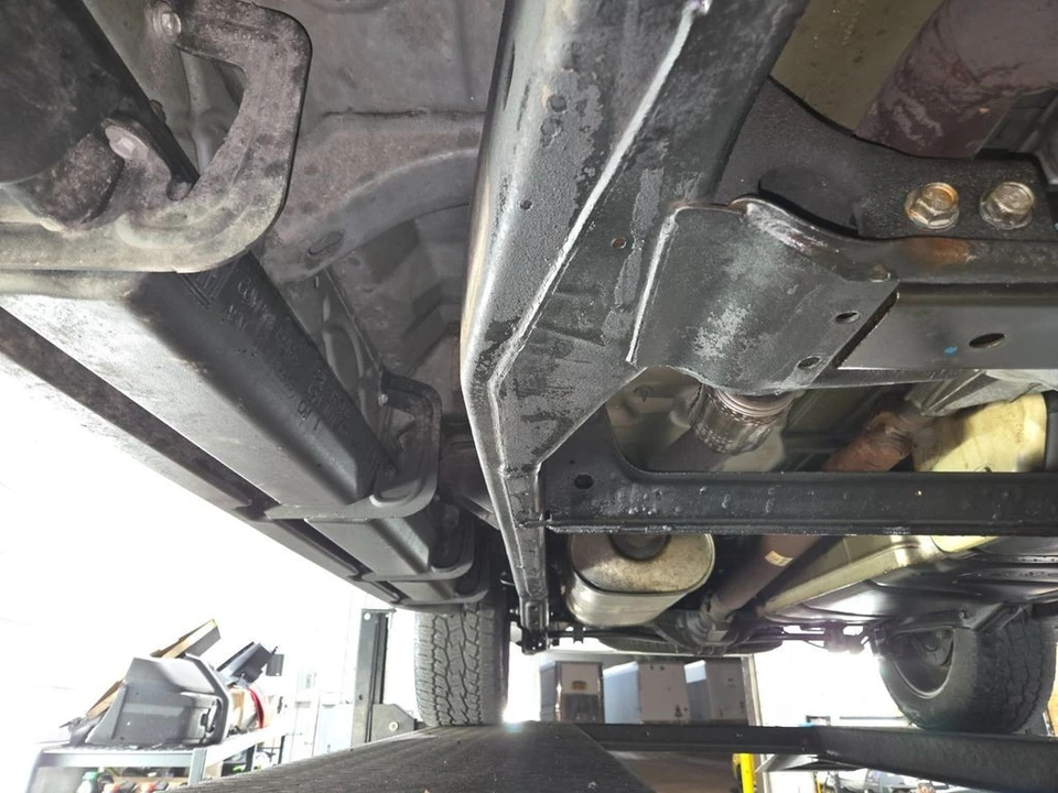2008 Chevrolet Avalanche - Image 10 of 12