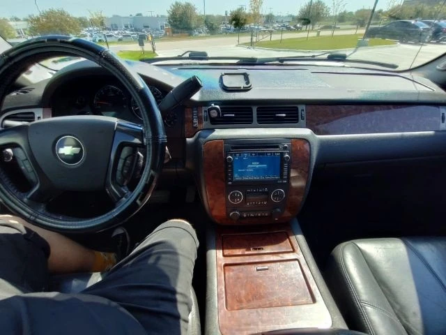 2008 Chevrolet Avalanche - Image 10 of 14