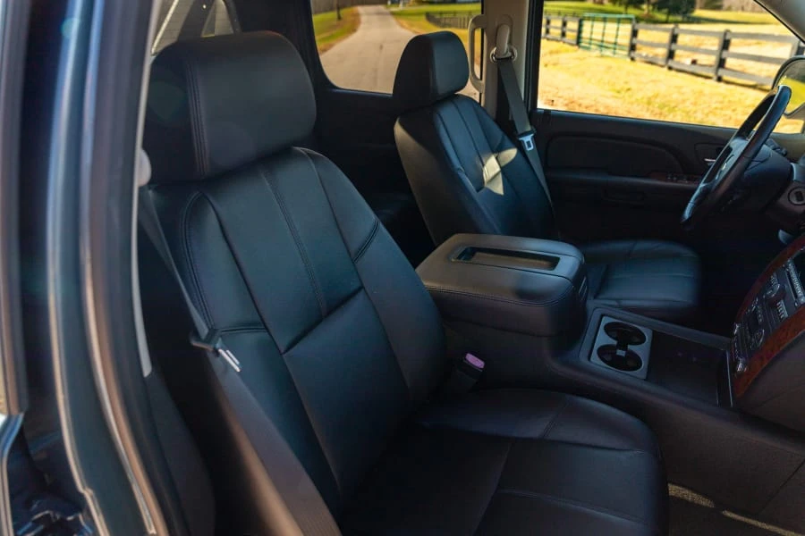 2008 Chevrolet Avalanche - Image 24 of 27