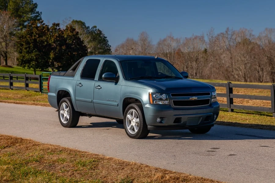 2008 Chevrolet Avalanche - Image 6 of 27