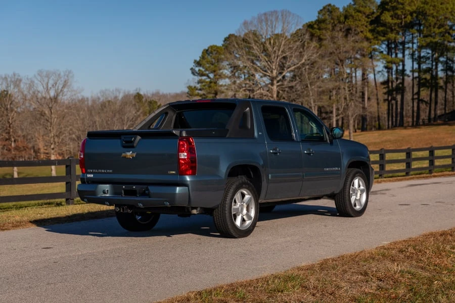 2008 Chevrolet Avalanche - Image 3 of 27